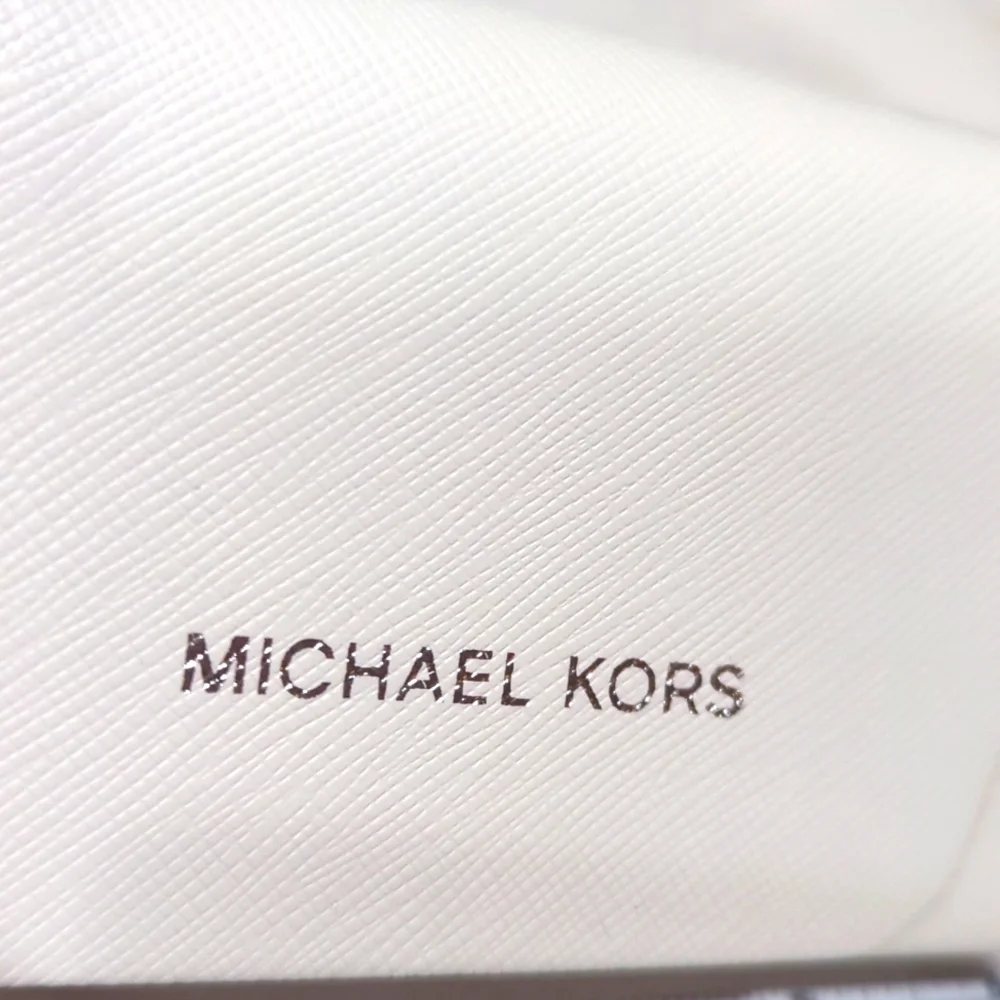 Michael Kors Sunglasses Case - Picture 3 of 8